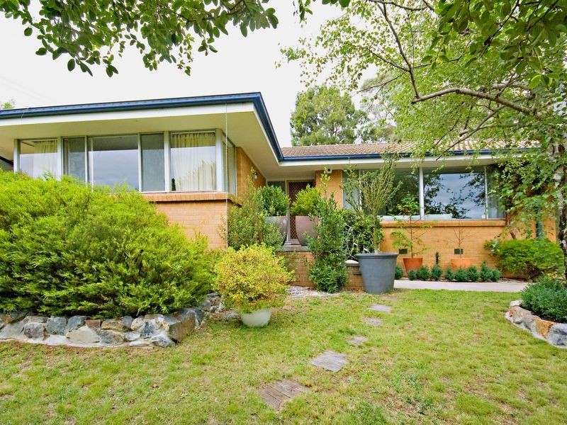 18 Steinwedel Street, Farrer ACT 2607