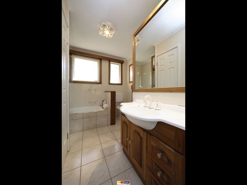 16 Howard Street, Torrens ACT 2607