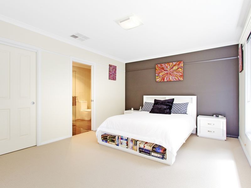 196 Monaro Crescent, Red Hill ACT 2603