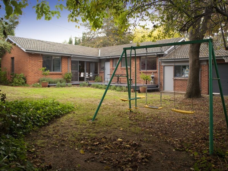 50 Bamford Street, Hughes ACT 2605