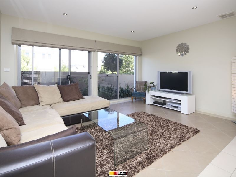 27 Bettie McNee Street, Watson ACT 2602