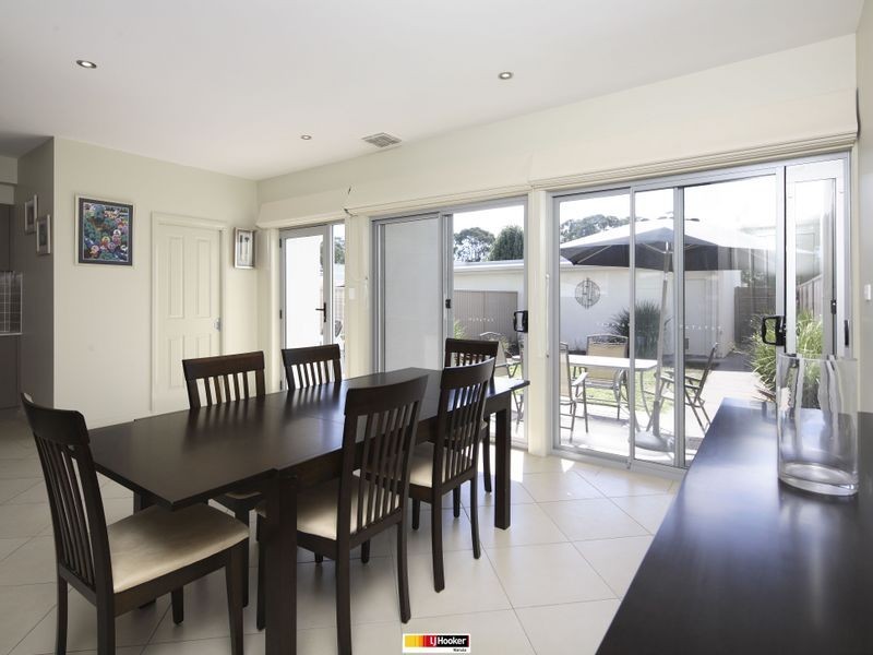 27 Bettie McNee Street, Watson ACT 2602
