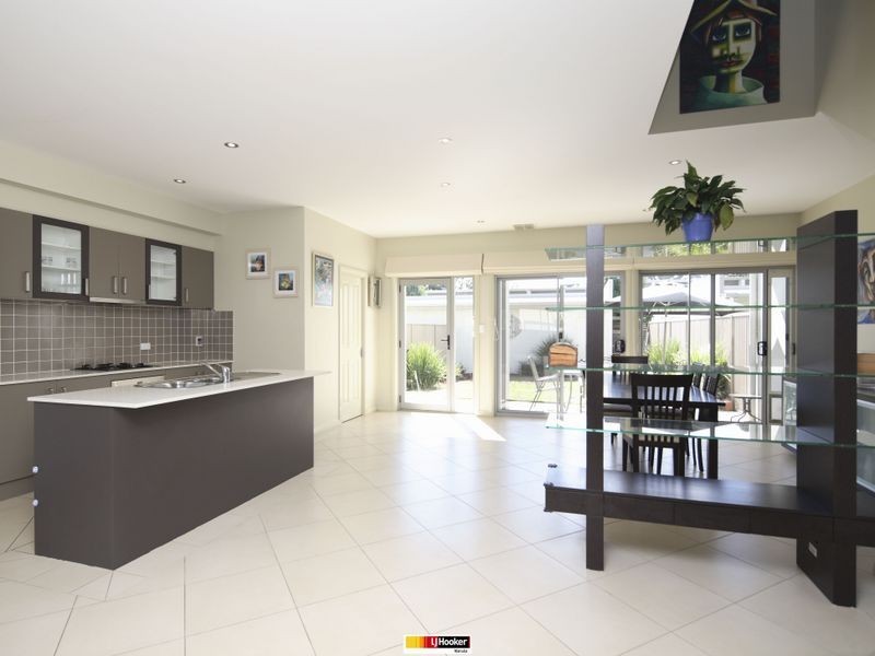 27 Bettie McNee Street, Watson ACT 2602