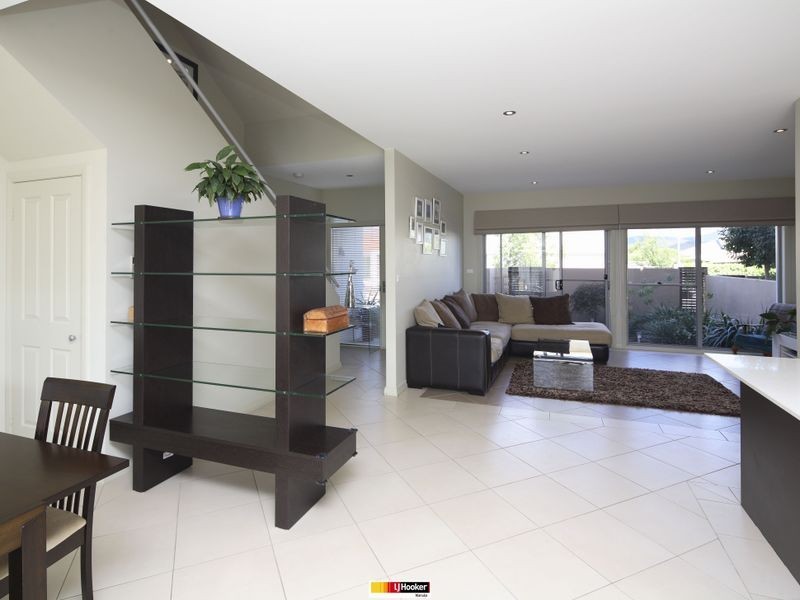 27 Bettie McNee Street, Watson ACT 2602