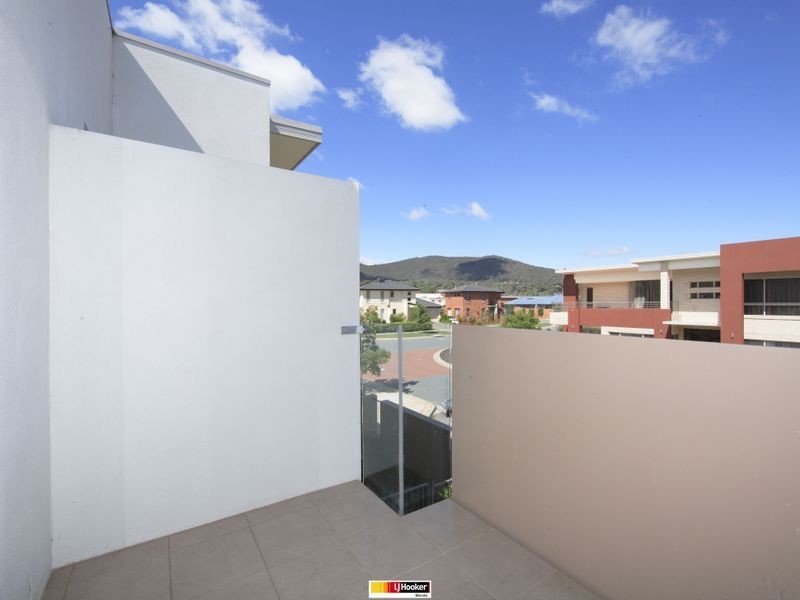 27 Bettie McNee Street, Watson ACT 2602
