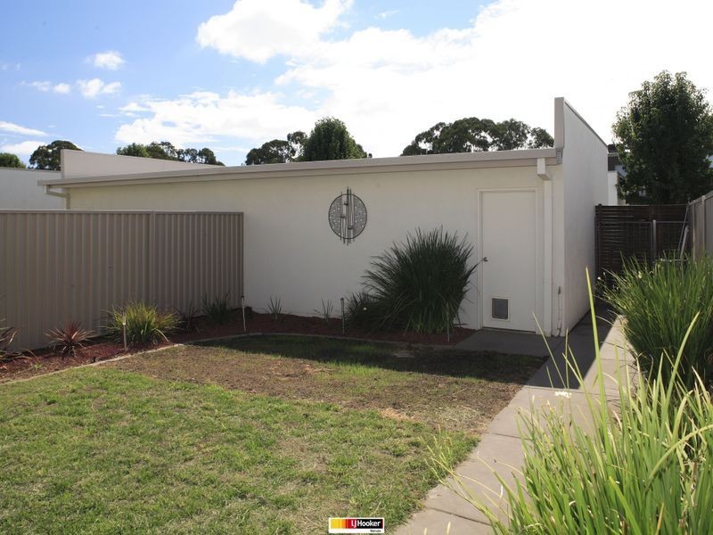 27 Bettie McNee Street, Watson ACT 2602