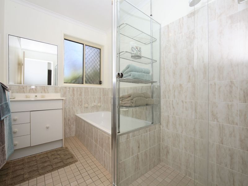 25/27 Elm Way, Jerrabomberra NSW 2619