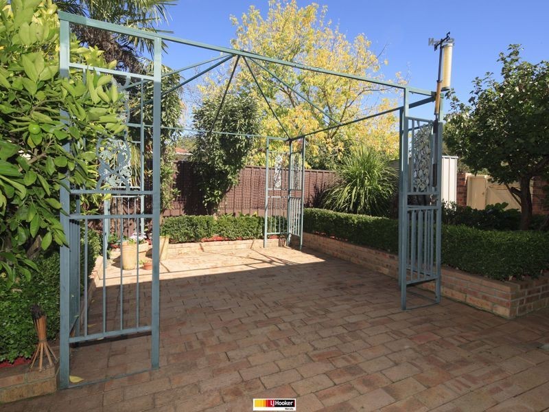 25/27 Elm Way, Jerrabomberra NSW 2619