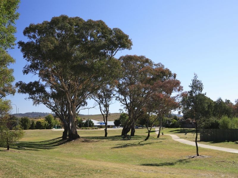 25/27 Elm Way, Jerrabomberra NSW 2619