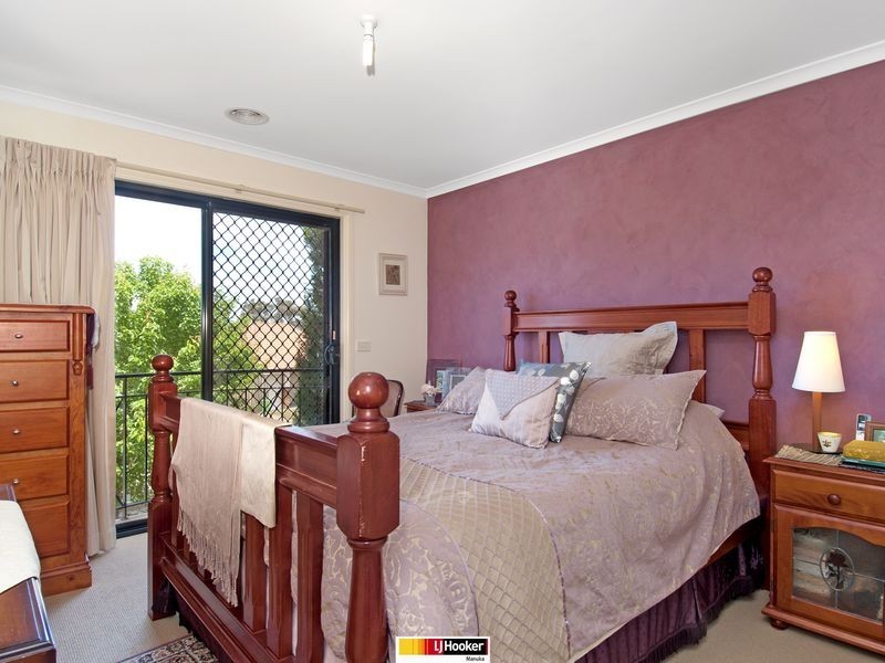 25 Bluestone Gardens, Jerrabomberra NSW 2619