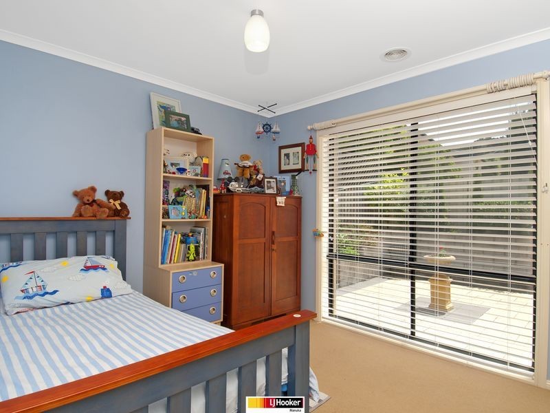 25 Bluestone Gardens, Jerrabomberra NSW 2619