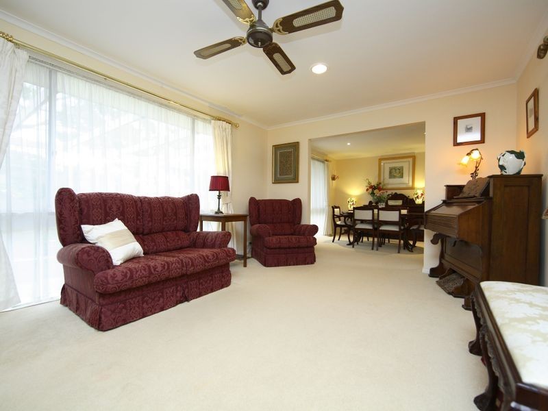 77 Boddington Crescent, Kambah ACT 2902