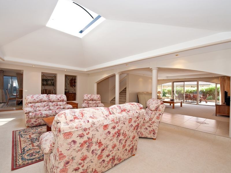 6 Francis Street, Yarralumla ACT 2600