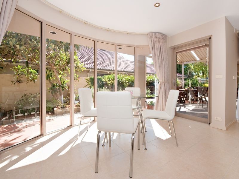 6 Francis Street, Yarralumla ACT 2600