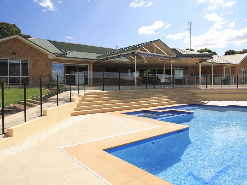 99 Goolabri Drive, Sutton NSW 2620