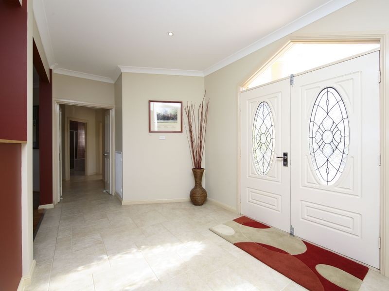 99 Goolabri Drive, Sutton NSW 2620