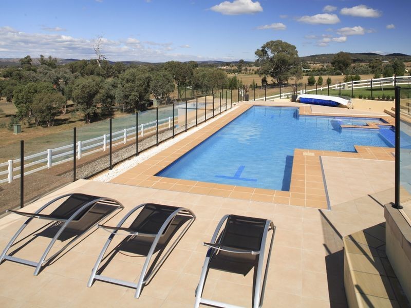 99 Goolabri Drive, Sutton NSW 2620