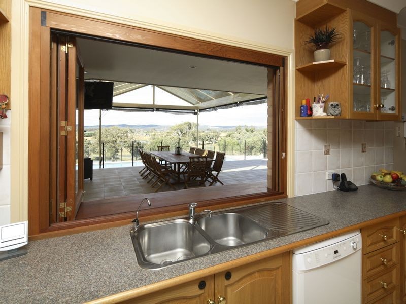 99 Goolabri Drive, Sutton NSW 2620