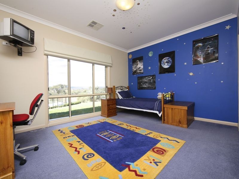 99 Goolabri Drive, Sutton NSW 2620