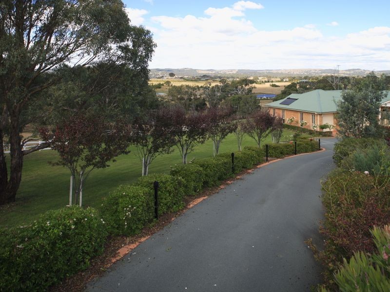 99 Goolabri Drive, Sutton NSW 2620