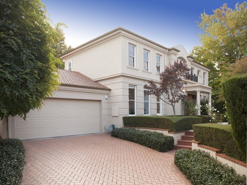 14 Fishburn Street, Red Hill ACT 2603