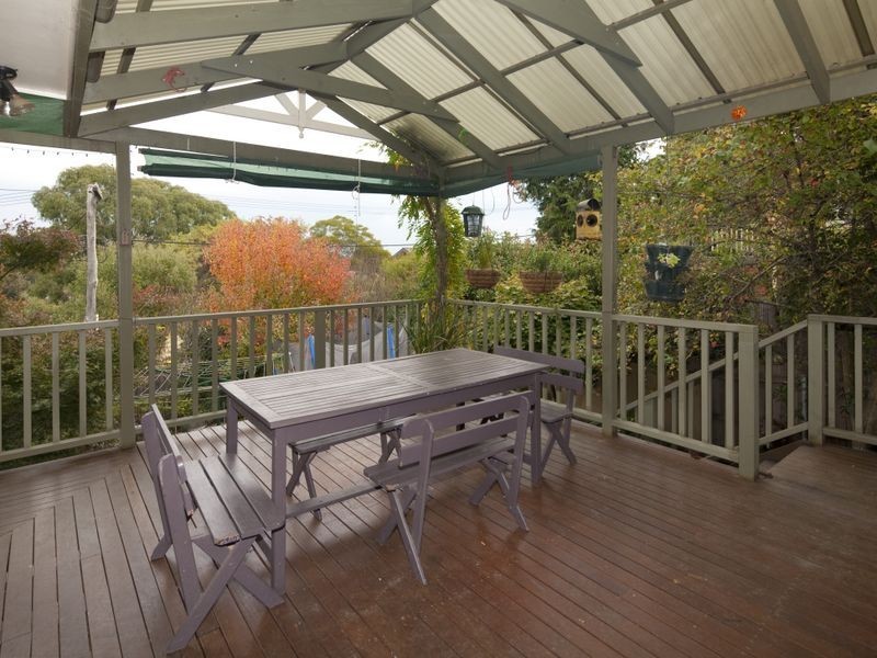 74 Fitchett Street, Garran ACT 2605