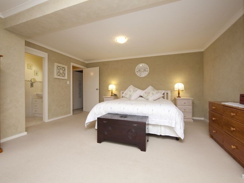 74 Fitchett Street, Garran ACT 2605