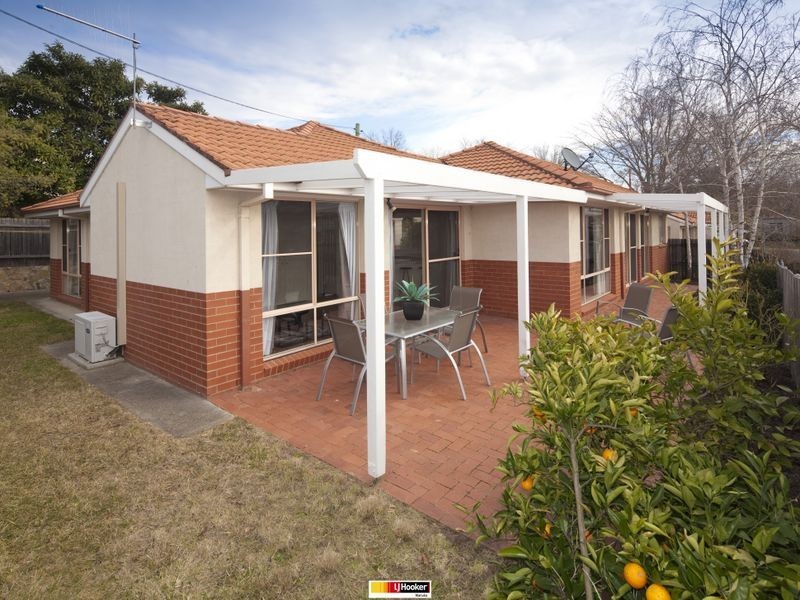 2/4 Hutchins Street, Yarralumla ACT 2600