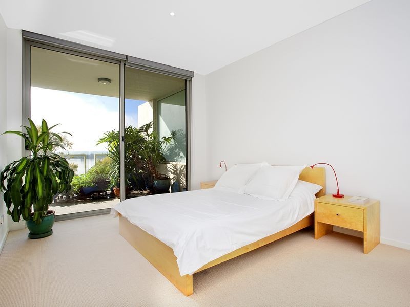 11/9 Bowen Drive, Barton ACT 2600