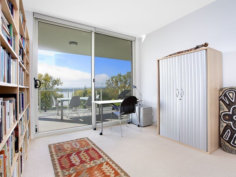11/9 Bowen Drive, Barton ACT 2600