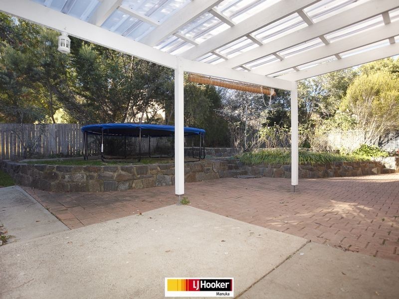 27 Ringrose Crescent, Isaacs ACT 2607