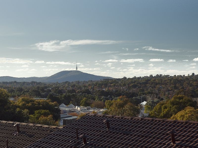 101 Hallen Close, Phillip ACT 2606