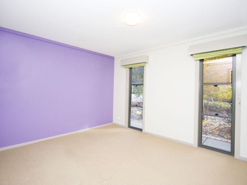 32 Spur Place, Royalla NSW 2620