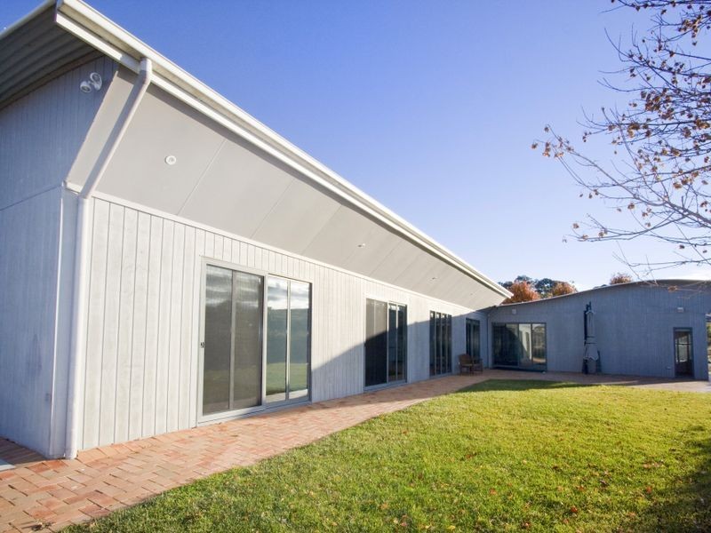 32 Spur Place, Royalla NSW 2620