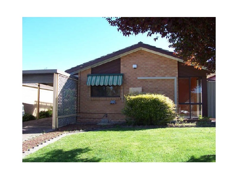 13 Hammill Close, Calwell ACT 2905