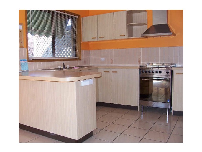 13 Hammill Close, Calwell ACT 2905