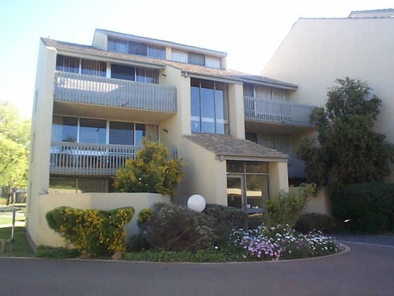 2/47 Eyre Street, Kingston ACT 2604