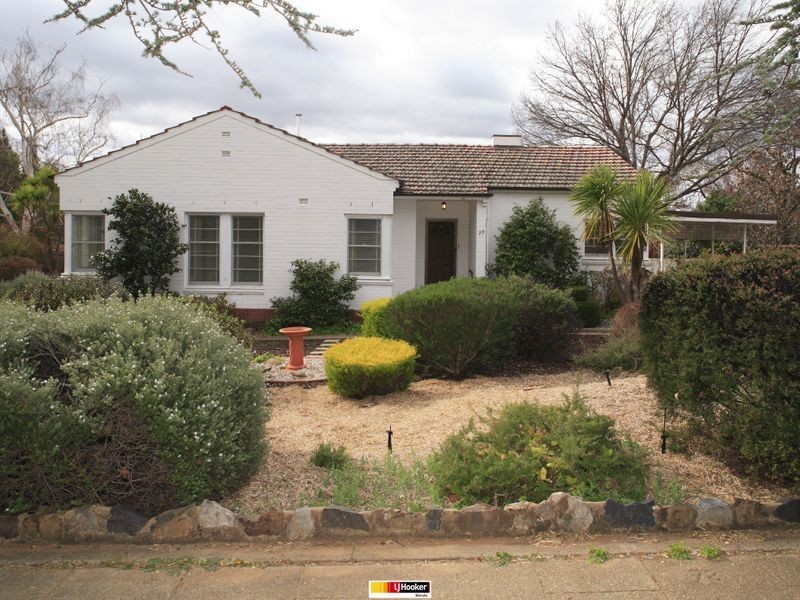 73 Captain Cook Crescent, Griffith ACT 2603
