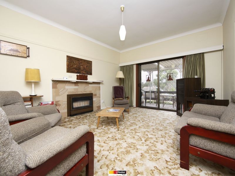 73 Captain Cook Crescent, Griffith ACT 2603