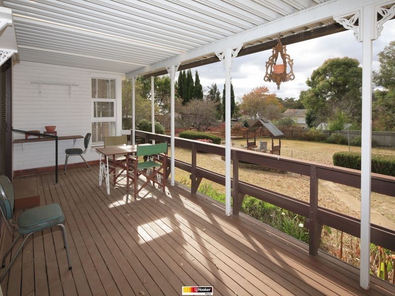 73 Captain Cook Crescent, Griffith ACT 2603