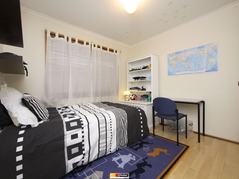 4 Dolan Close, Gordon ACT 2906