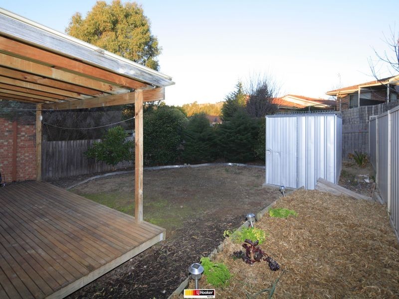 4 Dolan Close, Gordon ACT 2906