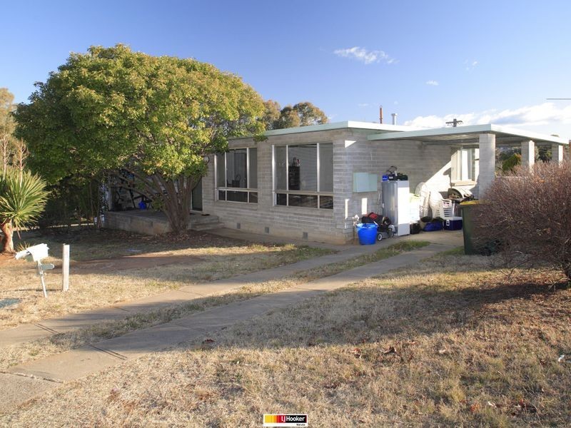 10 Malara Street, Waramanga ACT 2611
