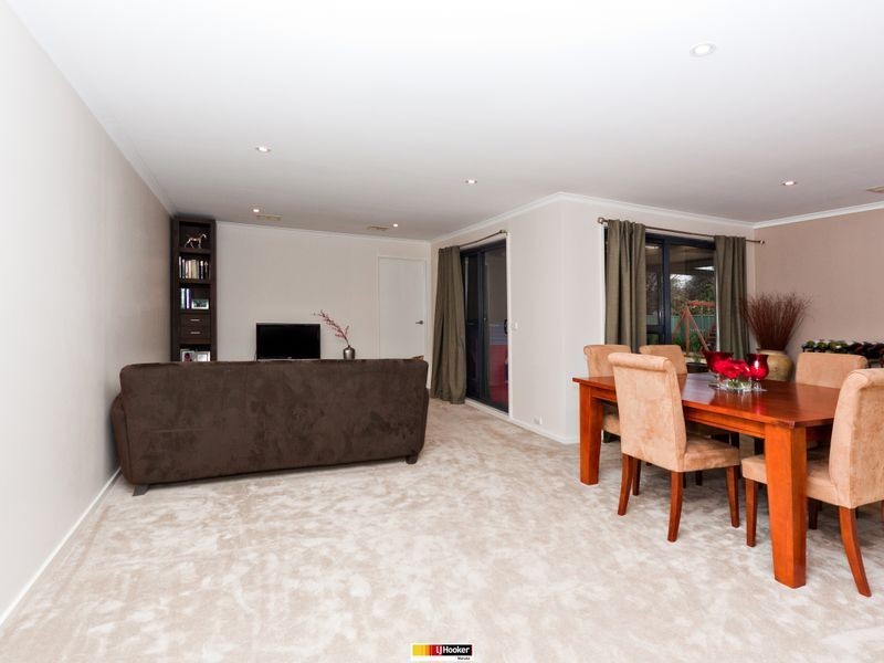 33 Michie Street, Wanniassa ACT 2903