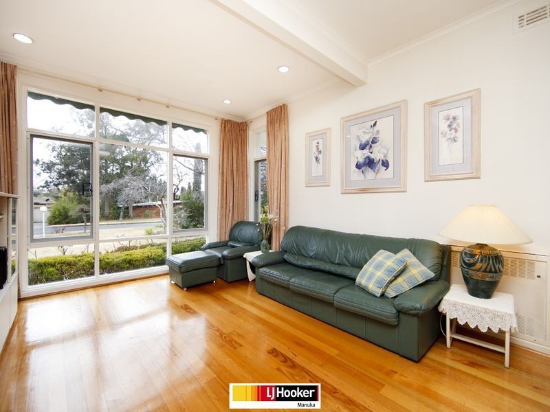 6 Daly Street, Deakin ACT 2600