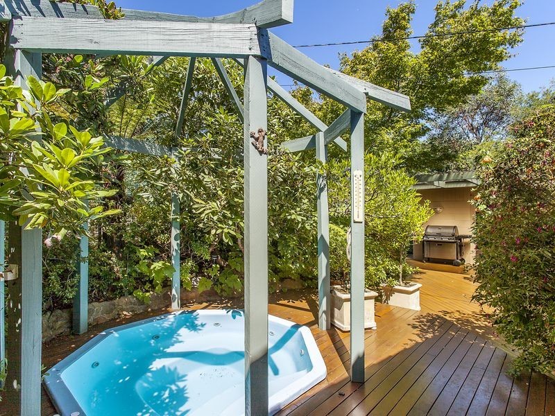 21 Hoseason Street, Mawson ACT 2607
