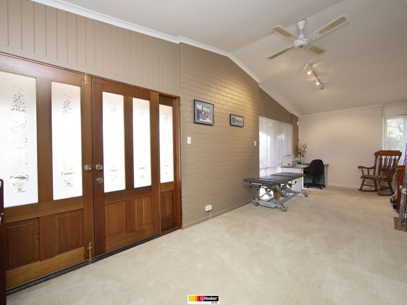 19 Dalrymple Street, Narrabundah ACT 2604