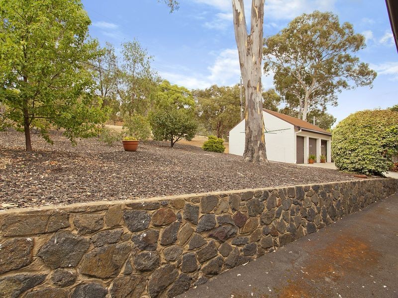 93 Hawkesbury Crescent, Farrer ACT 2607