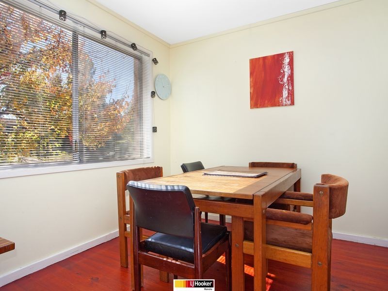 6 Enderby Street, Mawson ACT 2607