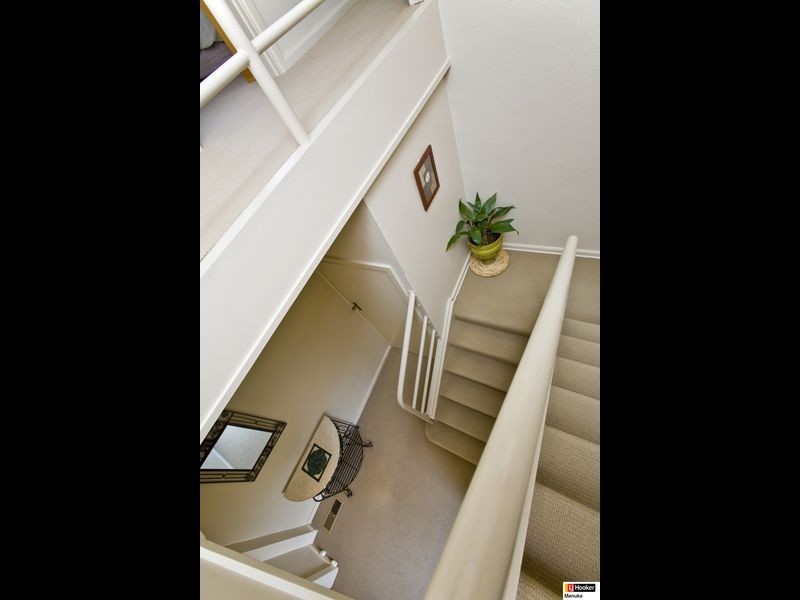 23 Vaughan Gardens, Narrabundah ACT 2604